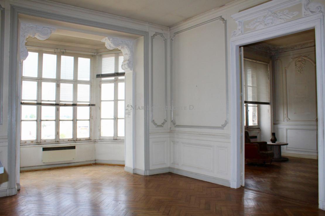 Appartement a renover quai des chartrons Bordeaux 3-2